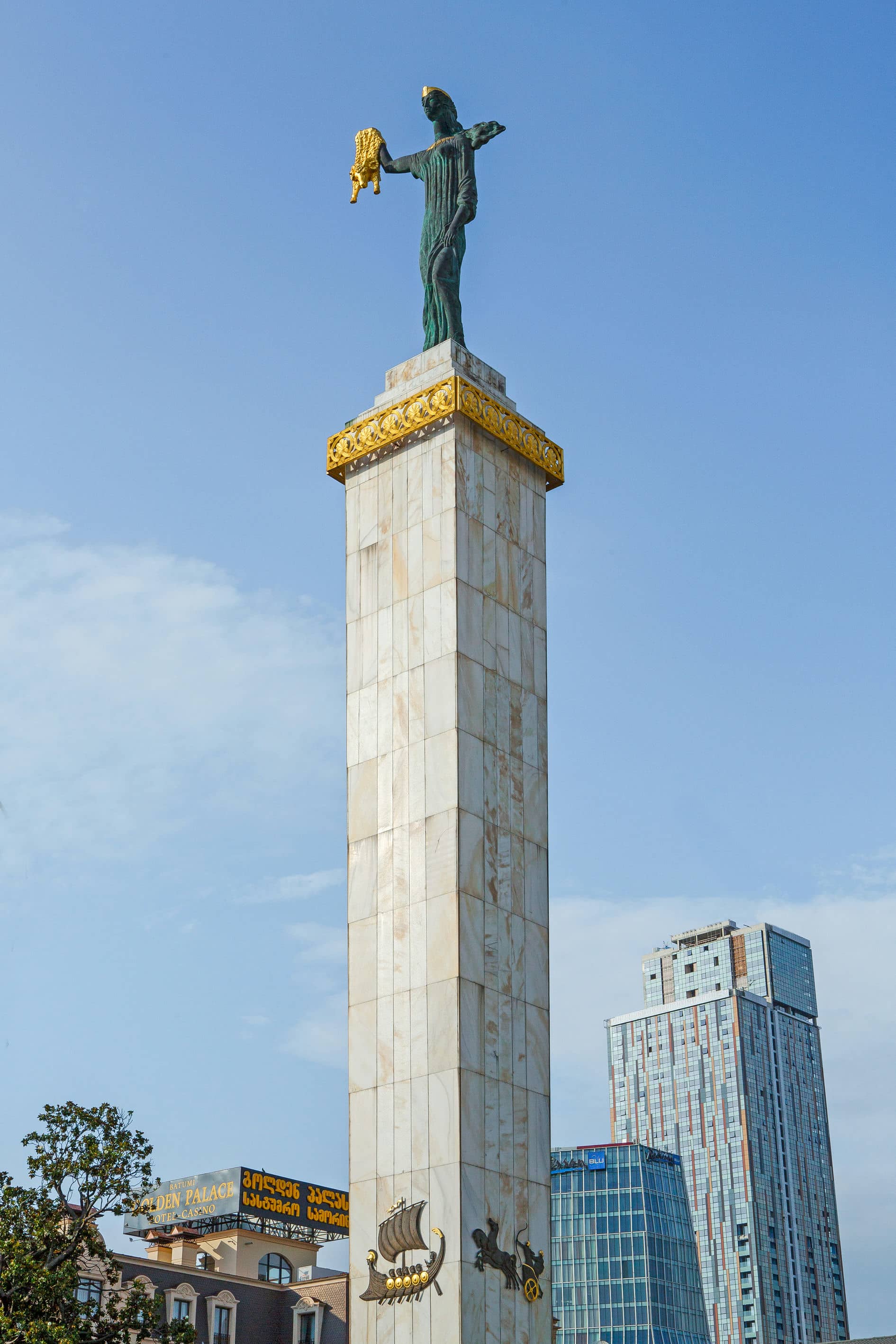 მედეას ქანდაკება