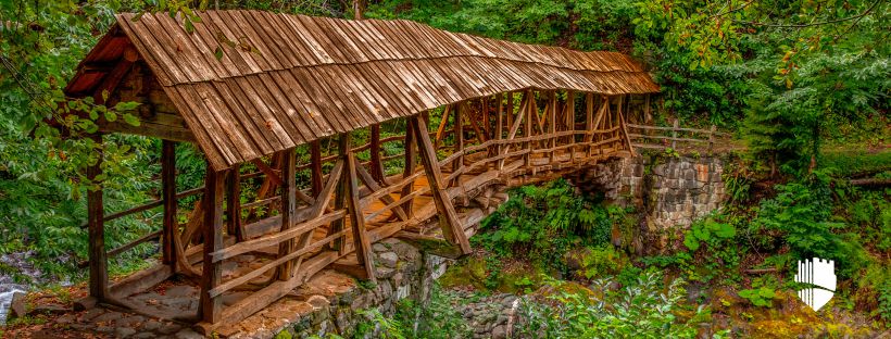 Wooden "coil" bridge