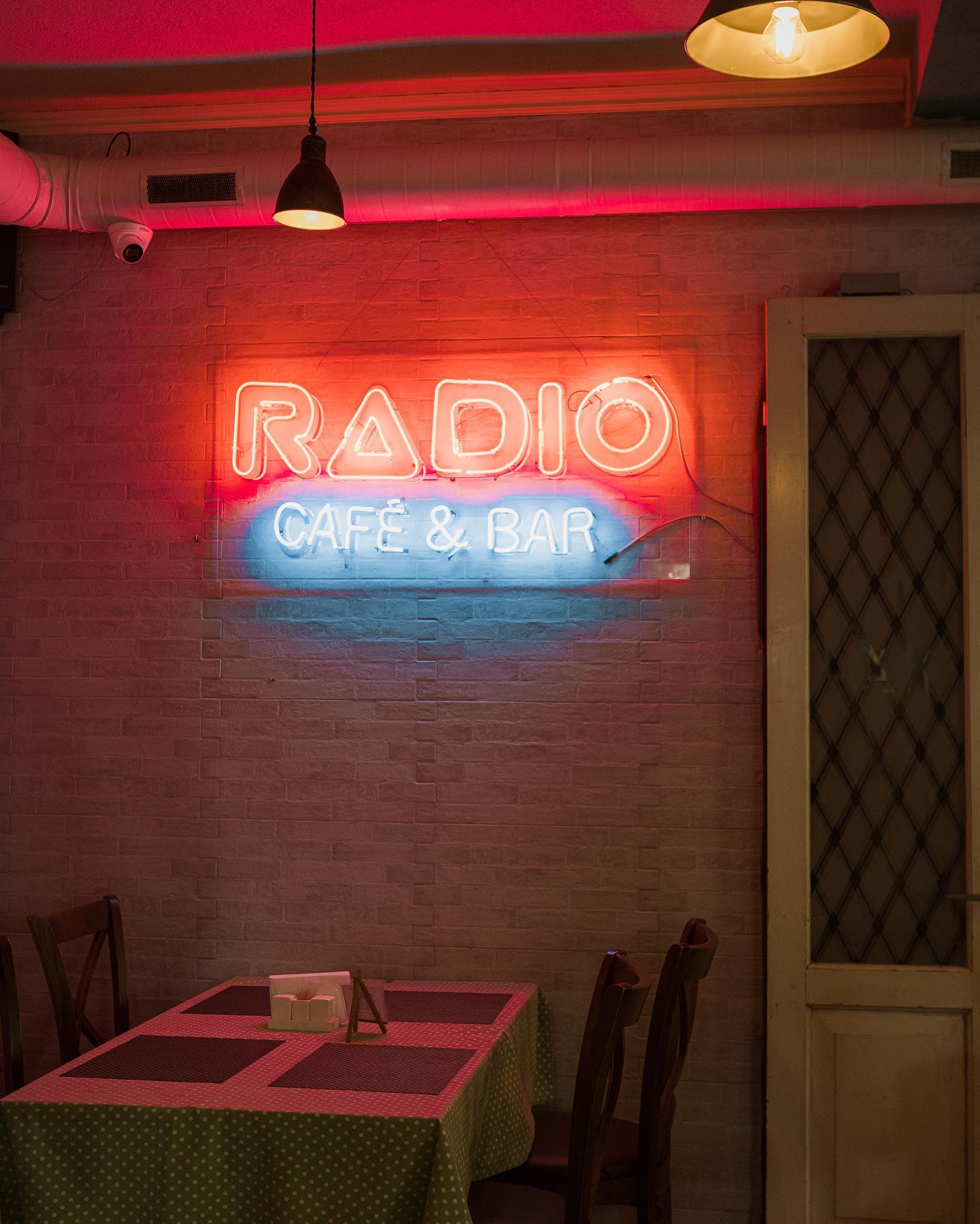 RADIO Kitchen & Bar Batumi